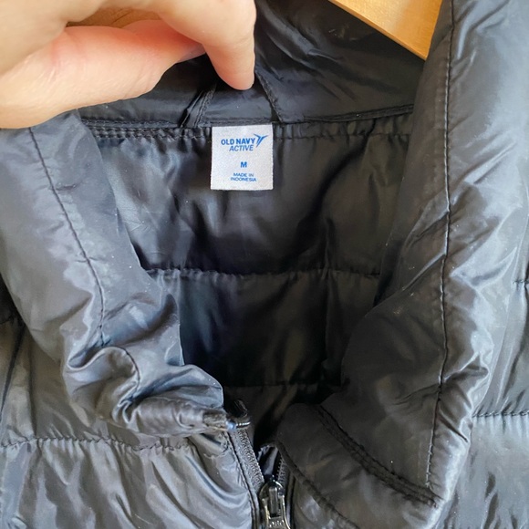 Black puffer - Picture 2 of 2